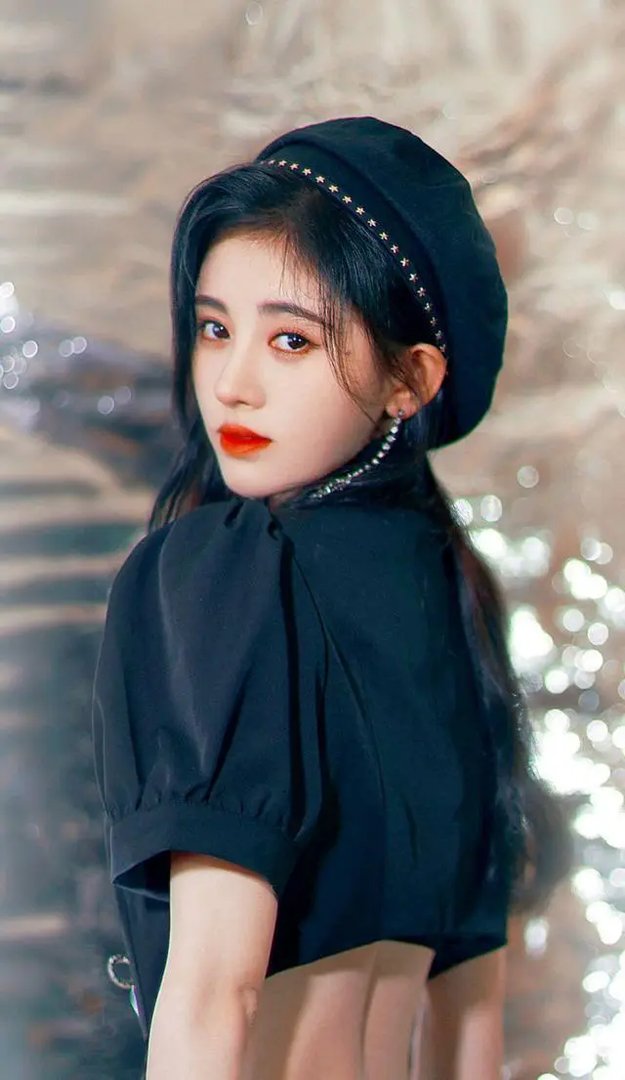 四千年前的美女有多美?跟现代四千年美女鞠婧祎比怎么样?