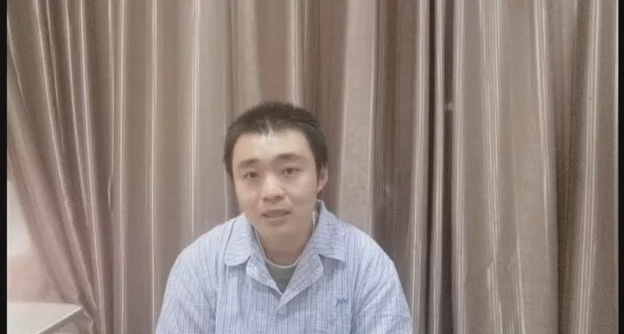 陶勇医生仍然在受伤前的诊室工作，是什么力量支撑他克服之前的阴影？