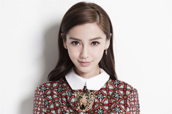 黄晓明接受采访暗示婚变,一个想离,一个拖着,到底发生了什么