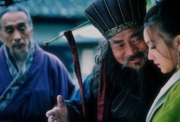 引爆三国乱世的，到底是董卓的暴虐无道，还是韩馥？
