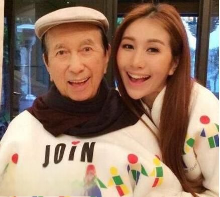 何超盈未婚夫是谁 何超盈和未婚夫怎么认识的