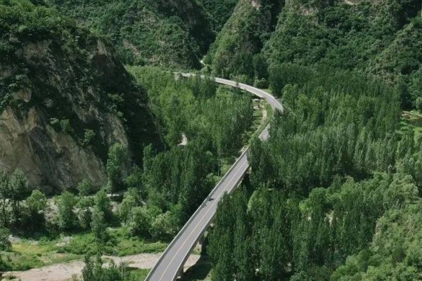 秋名山是什么地方的