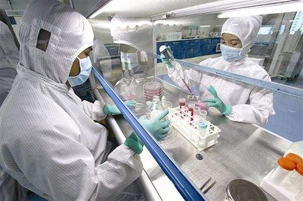 第12题:你认为下列选项哪些属于生物安全的范畴？