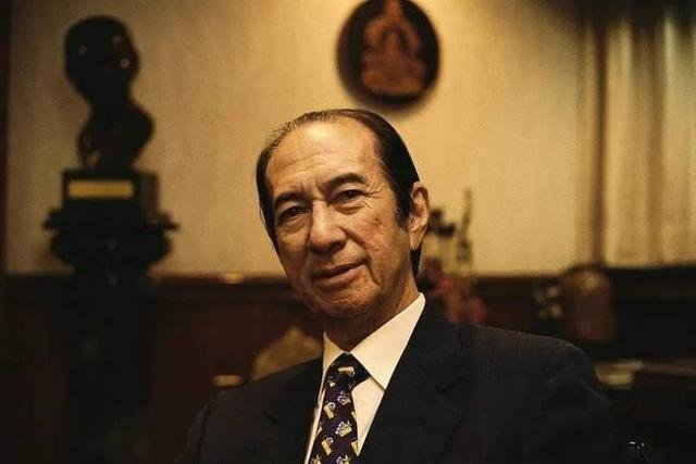 何鸿燊怎么读?