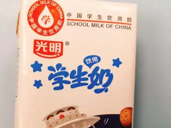 现在纯牛奶哪个牌子好