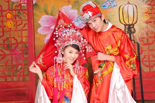 “新婚燕尔”出自“弃妇”之口?“燕尔”是什么意思?