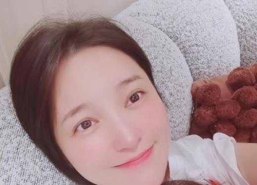 金莎官宣新冠10天后痊愈出院，她目前的身体状况如何？