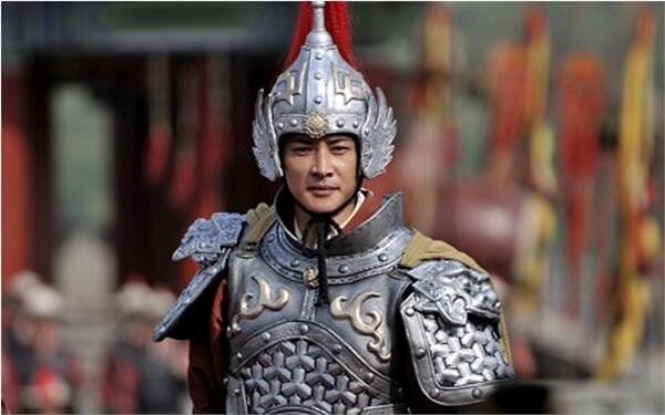 在穆桂英挂帅电视剧中杨宗保是谁的儿子？