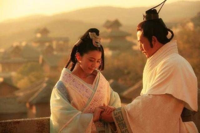 “新婚燕尔”出自“弃妇”之口?“燕尔”是什么意思?