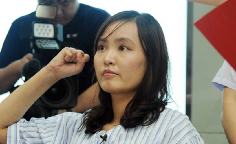 为救5名学生失去双腿的教师张丽莉，现状如何？
