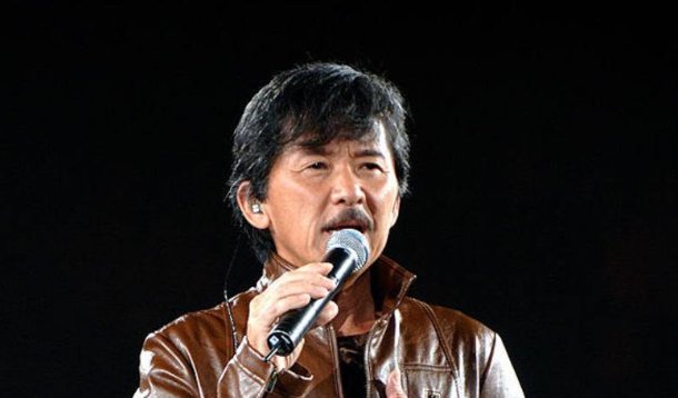 歌词里有 我一定会爱你到地老到天荒 的歌名是什么？？