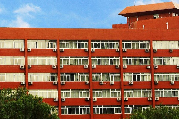 北京第二外国语学院分数线