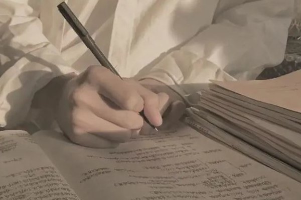 宽大造句简单一点