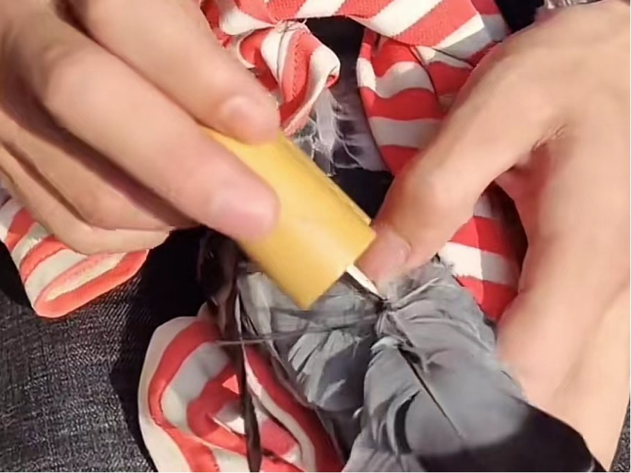 鸽子哨怎么戴