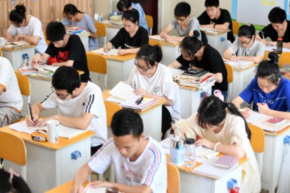 今年高考河南语文作文的题目是什么