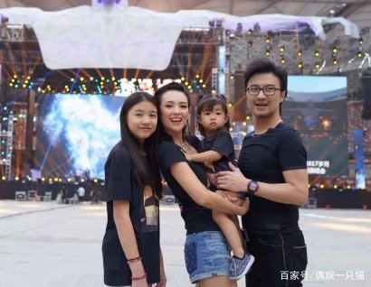 汪峰前妻葛荟婕发文，指责汪峰竟然把女儿当成工具当成流量！你怎么看？