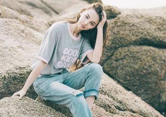 你有很喜欢但是穿不出去的衣服吗？你如何界定“穿得出去？”