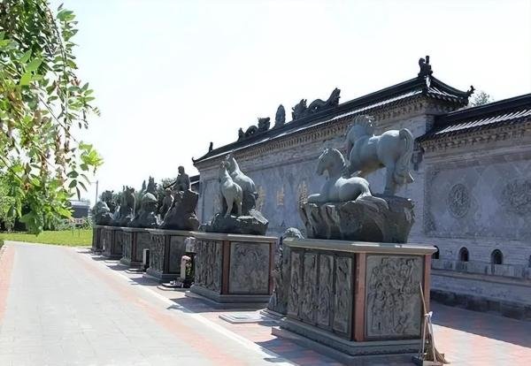 深圳墓地购买多少钱一个？深圳墓地销售价格一览表！