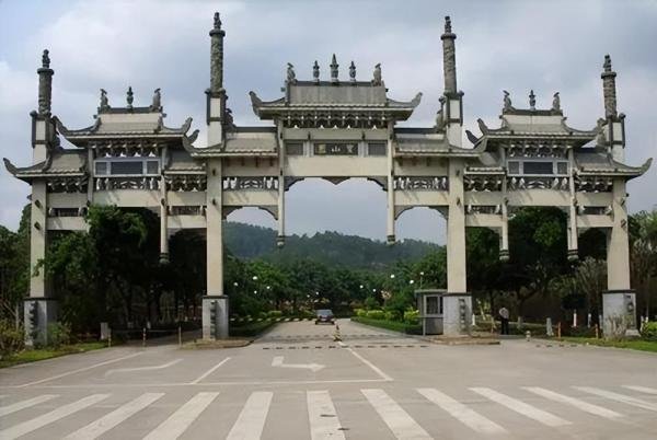 深圳墓地购买多少钱一个？深圳墓地销售价格一览表！