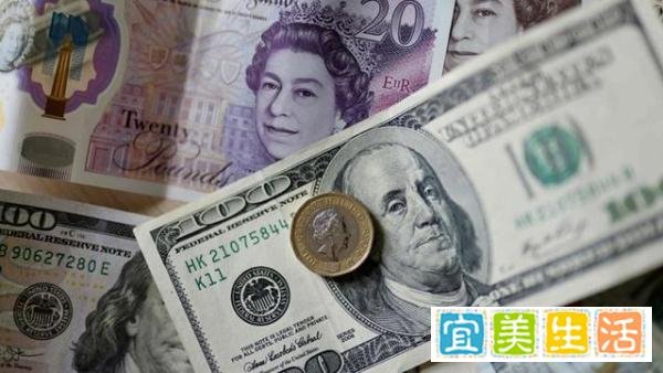 英镑兑美元跌至历史新低；民众呼吁银行介入以避免货币危机