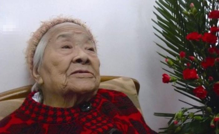 何子友1955年授什么衔？