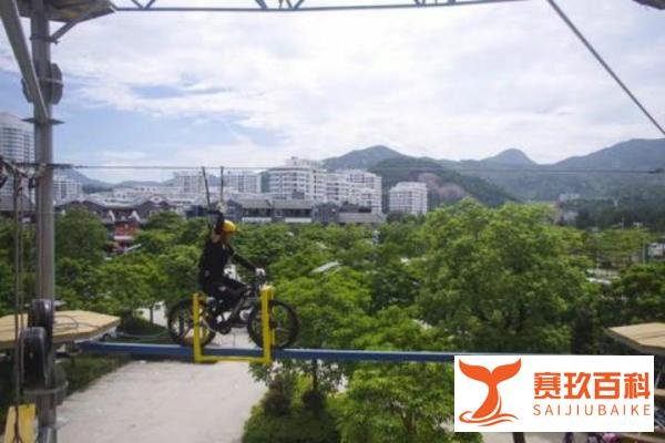 历奇探险飞翔冒险塔，一般人不敢玩？