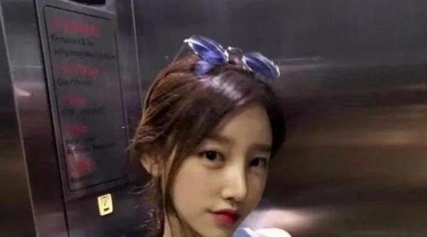芜湖电梯女战神是什么梗！