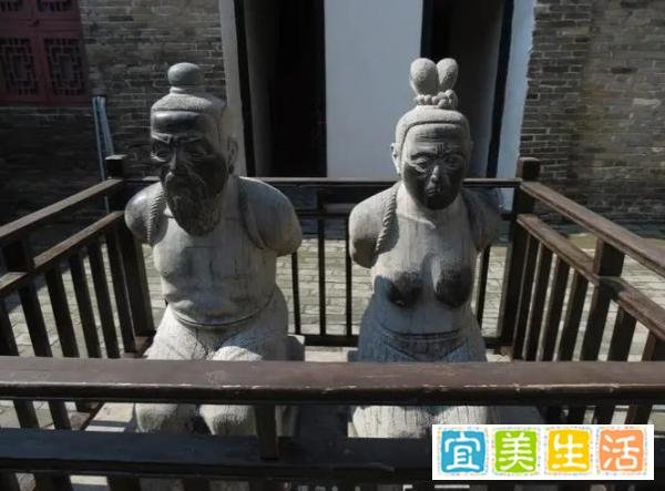 秦桧夫妇是怎么死的？ 秦桧夫妇跪像的由来！