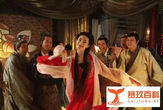 皇帝看上自己的儿媳妇，儿子不怒反而很高兴，做了一场很值的交易