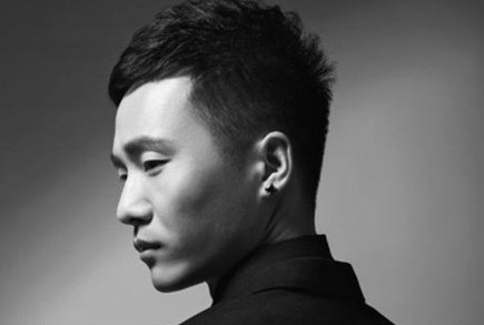 等到我转过头发现你已远走是什么歌