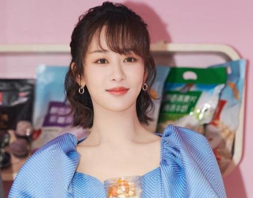 杨紫:今天是我妈生日结果我给忘了,你能记得你妈妈的生日吗?