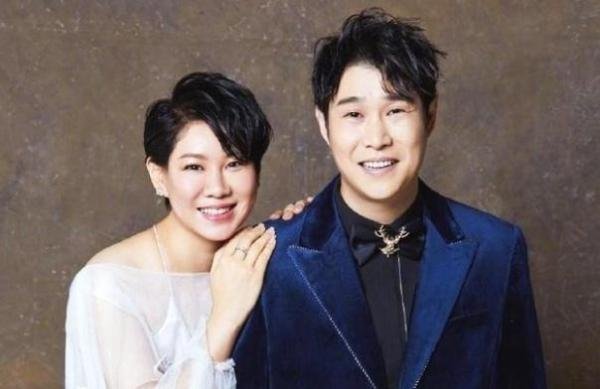 小沈阳夫妇与赵本山闹僵，为转型做起艺人？本人发声揭实情传闻.