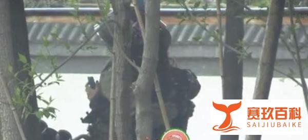 否认恋情被打脸、撩妹仇女 屈楚萧豆瓣曝ins号小伙儿挺浪