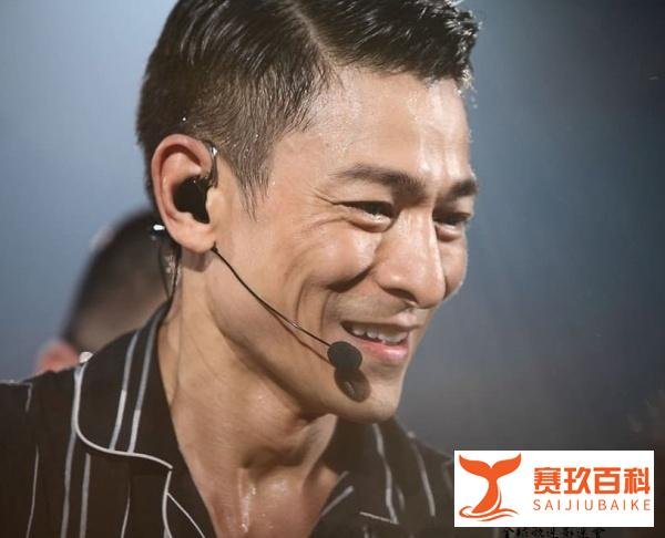 60岁刘德华为保体态…10年没吃米饭！王晶曝：他的日子不是人过的
