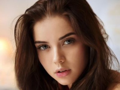 为什么有的女性特别爱慕虚荣呢？