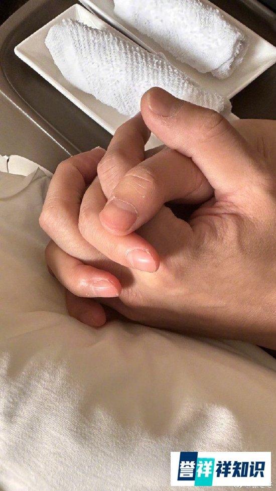 徐冬冬官宣与尹子维复合，晒牵手照撒狗粮