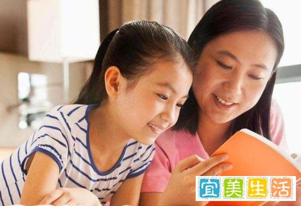 满脸污渍的战士骗母亲自己没有参加抗洪，善意的谎言令人动容