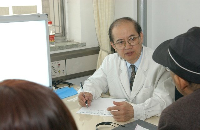 李泽坚的介绍