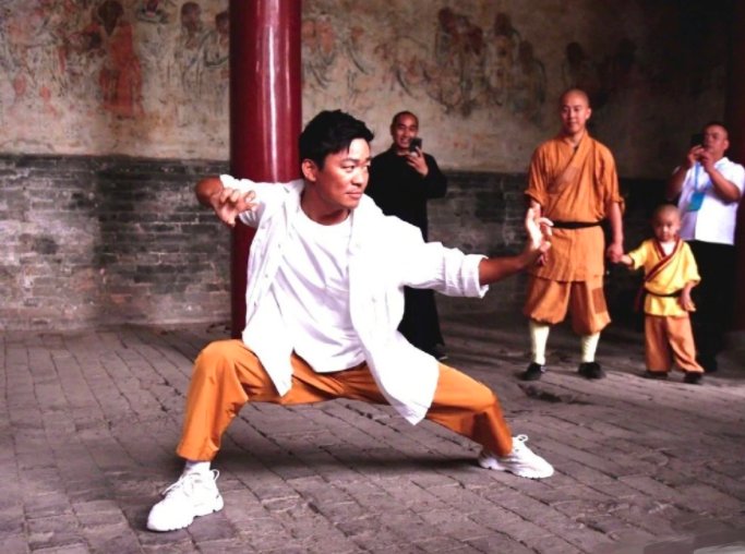世界小姐亚军冯清，她到底看上了王宝强什么？