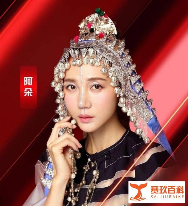 经纪人发文为阿朵拉票，时代记忆被淘汰，这个舞台到底在比什么？