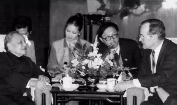 “老虎外长”杨洁篪:美国没有资格,中国人不吃这一套!