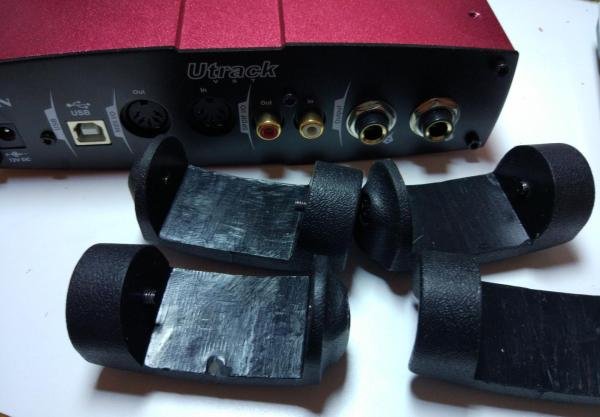新款icon艾肯utrack vst声卡拆解评测