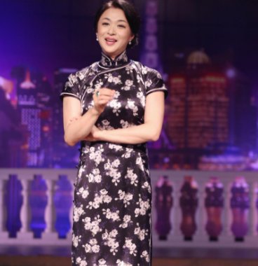 为了一个“玩笑”做了金星10年妻子的肯波琳，如今过得怎么样了？