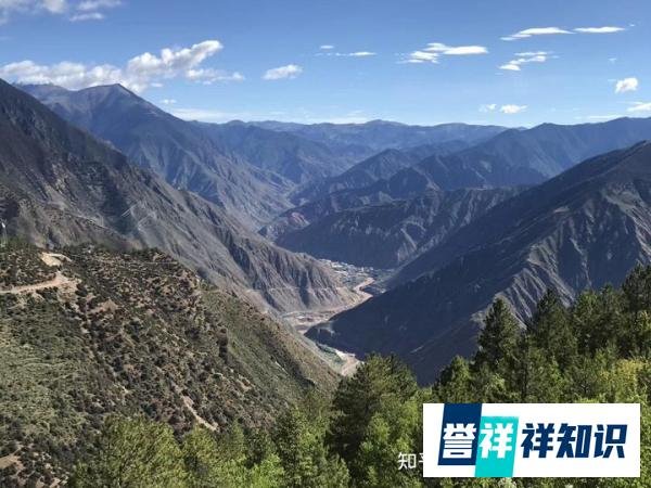 在成都租车走川藏线霸道多少钱一天？