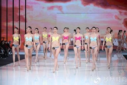 维密的天使那么多,为什么只有奚梦瑶的赘肉那么明显?