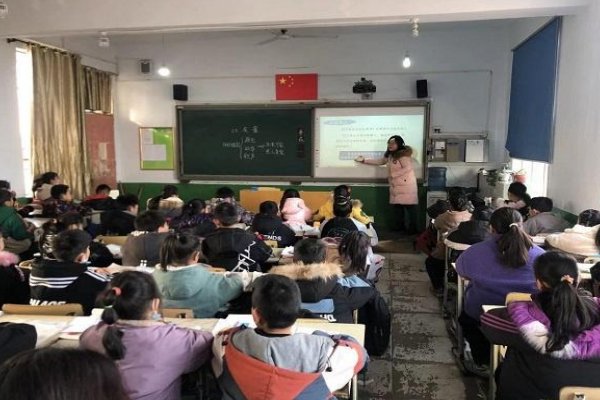一手的意思