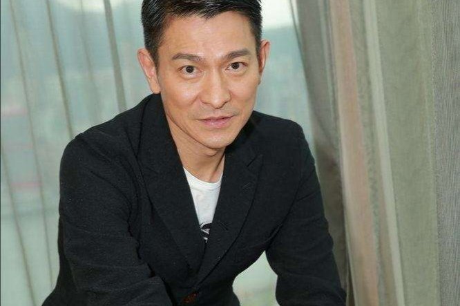 刘德华声称七年不吃肉,工作餐曝光后是否被打脸?