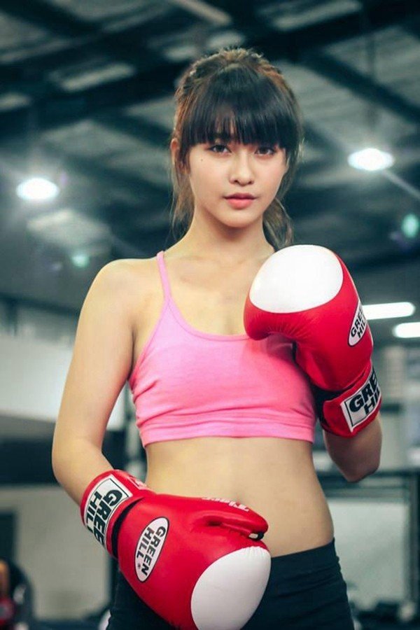 关于搏击女郎身材火爆事件的介绍
