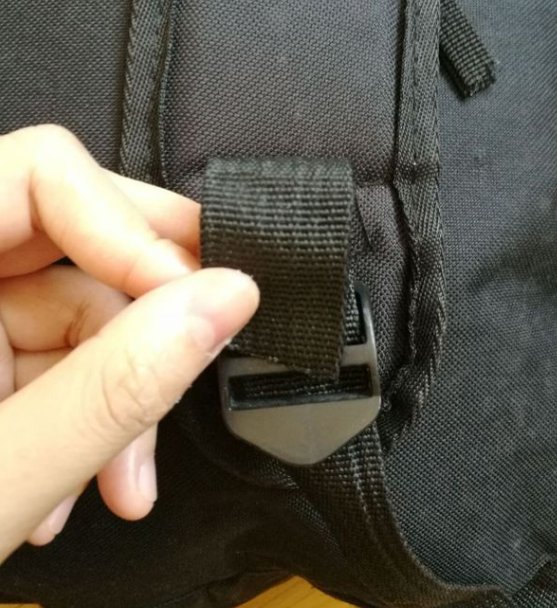 书包背带应该怎么系？