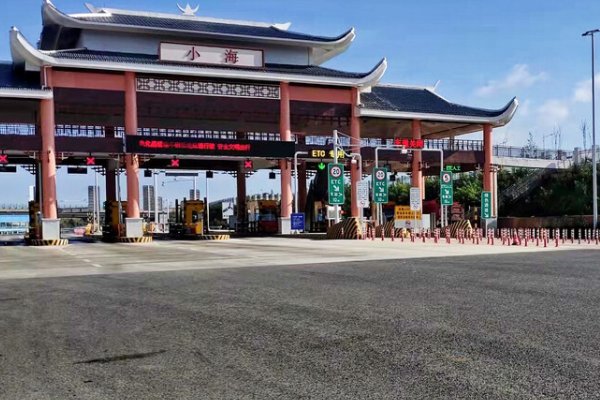 广西一男子发布弹指爆炸特效视频被刑拘，他为此受到了怎样的惩罚？